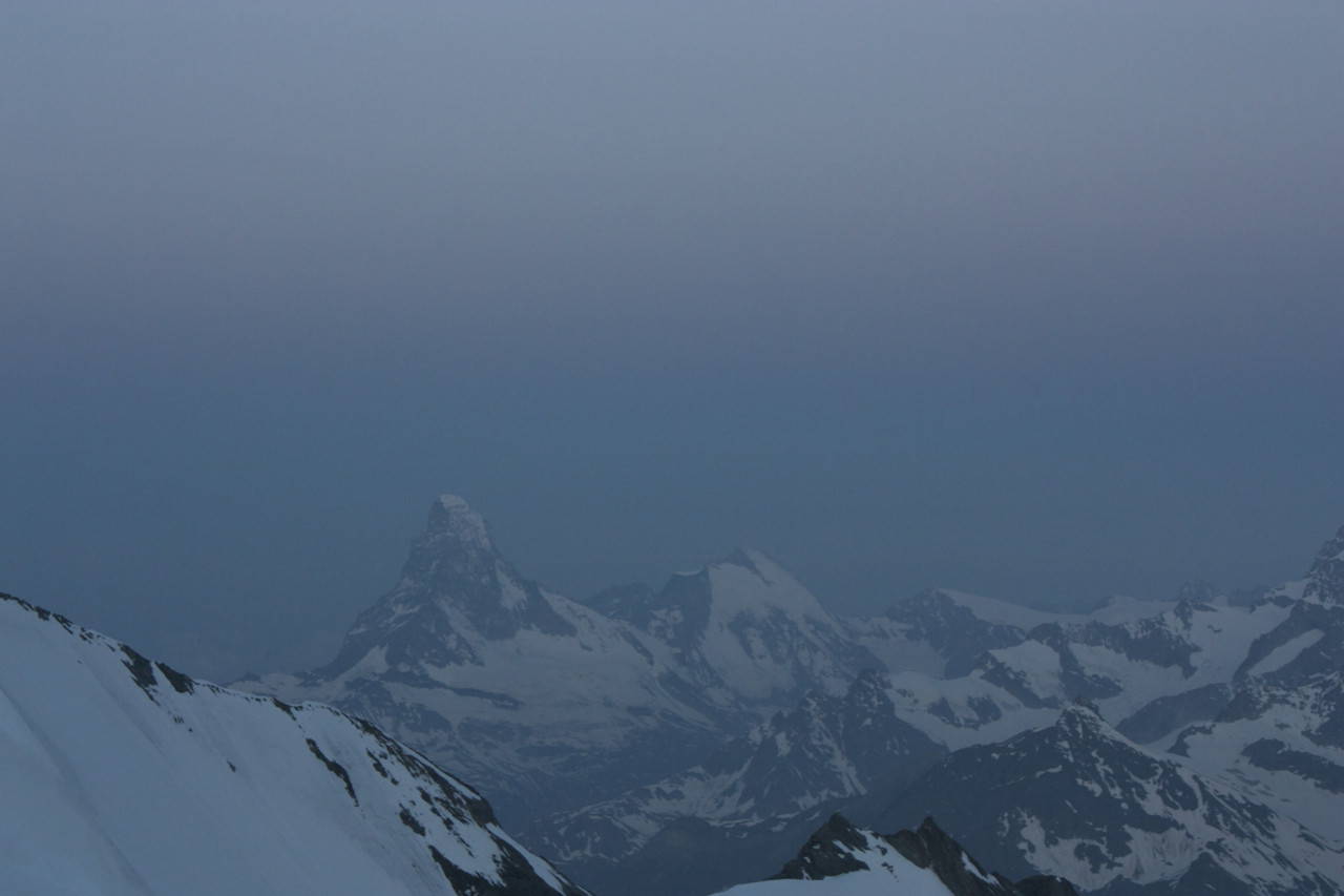 Le Cervin s'eveille