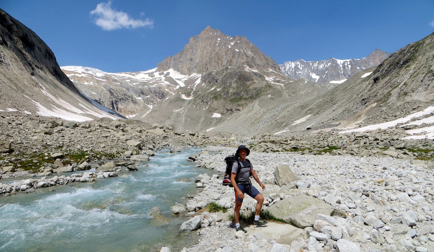 En vue de la cabane Baltschiederklause, sous le Jägihorn