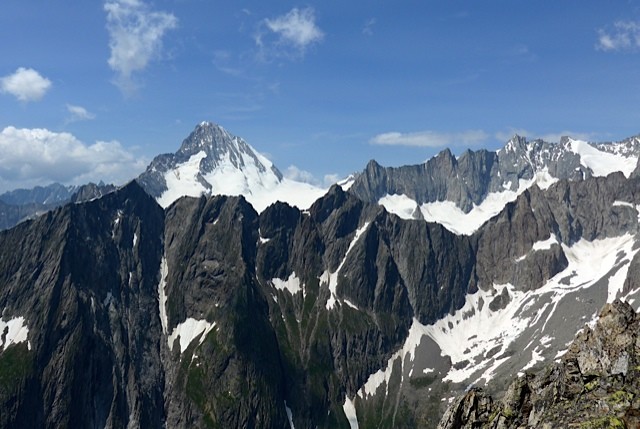 Bietschhorn avec le Jägigrat à droite