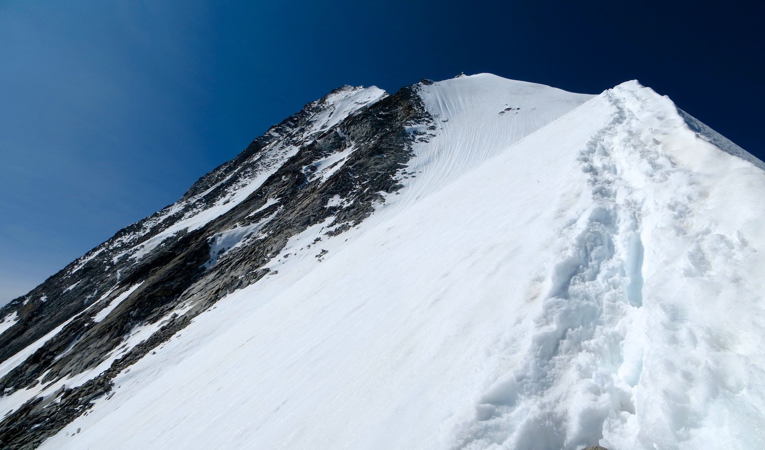 Partie neigeuse de l'arête N