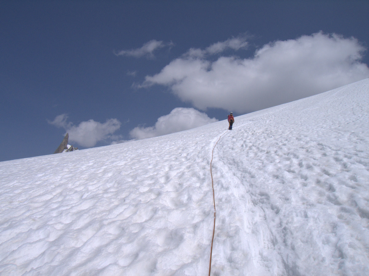 Returning to the Torino hut. Dent du Geant sticking out.
