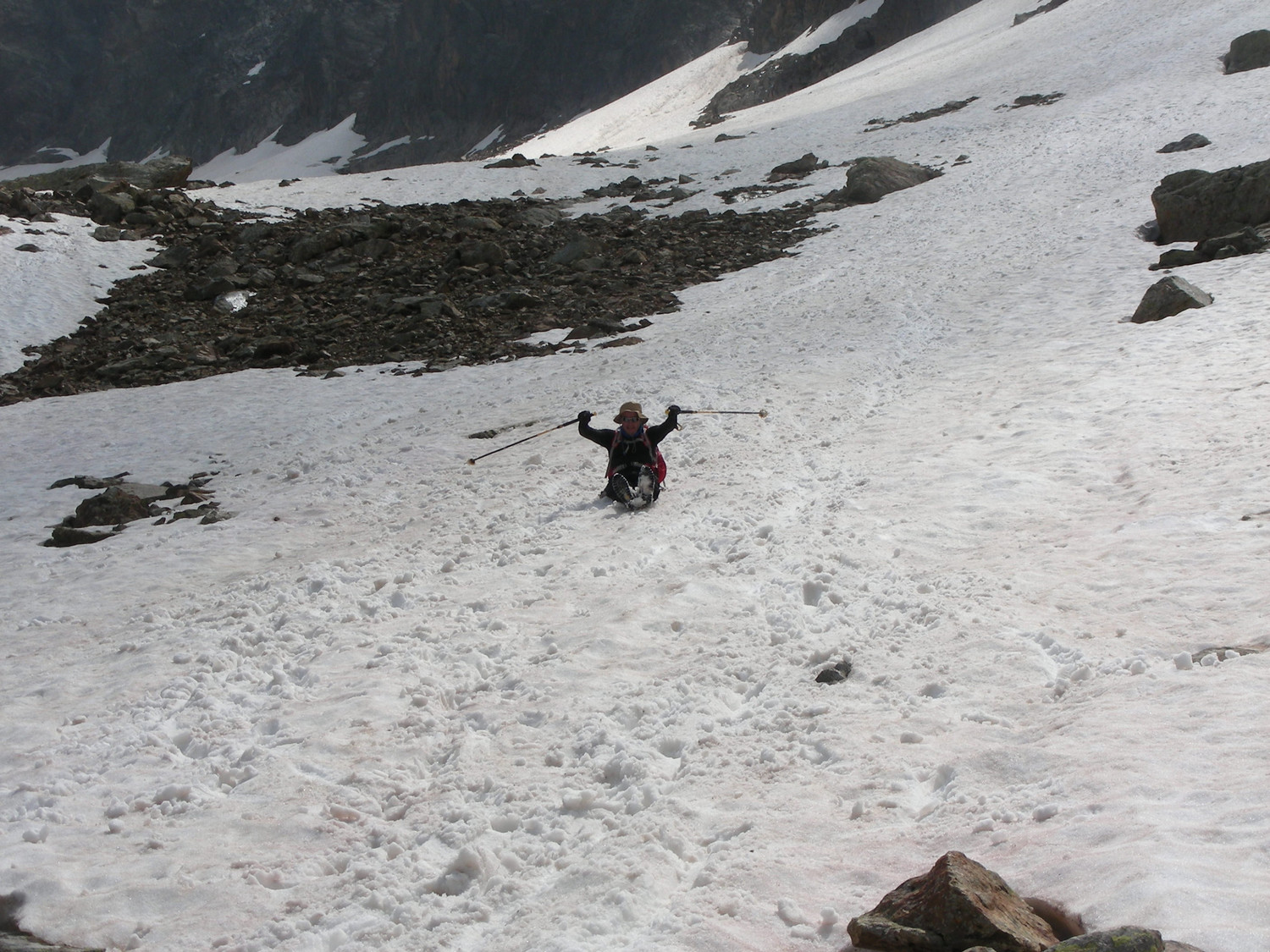 Descente ludique dans les névés