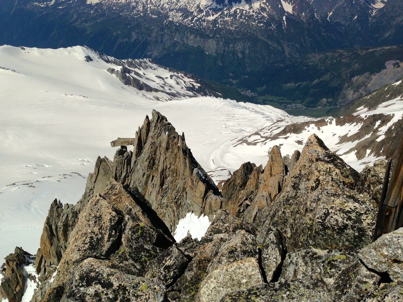 Vue sur la table depuis l'antécime