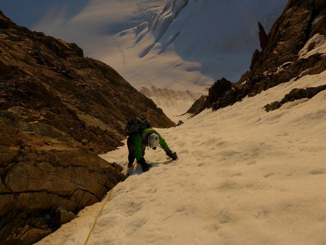 Nadelgrat/6h le soleil est là. Vite vite la sortie au Dirrujoch.