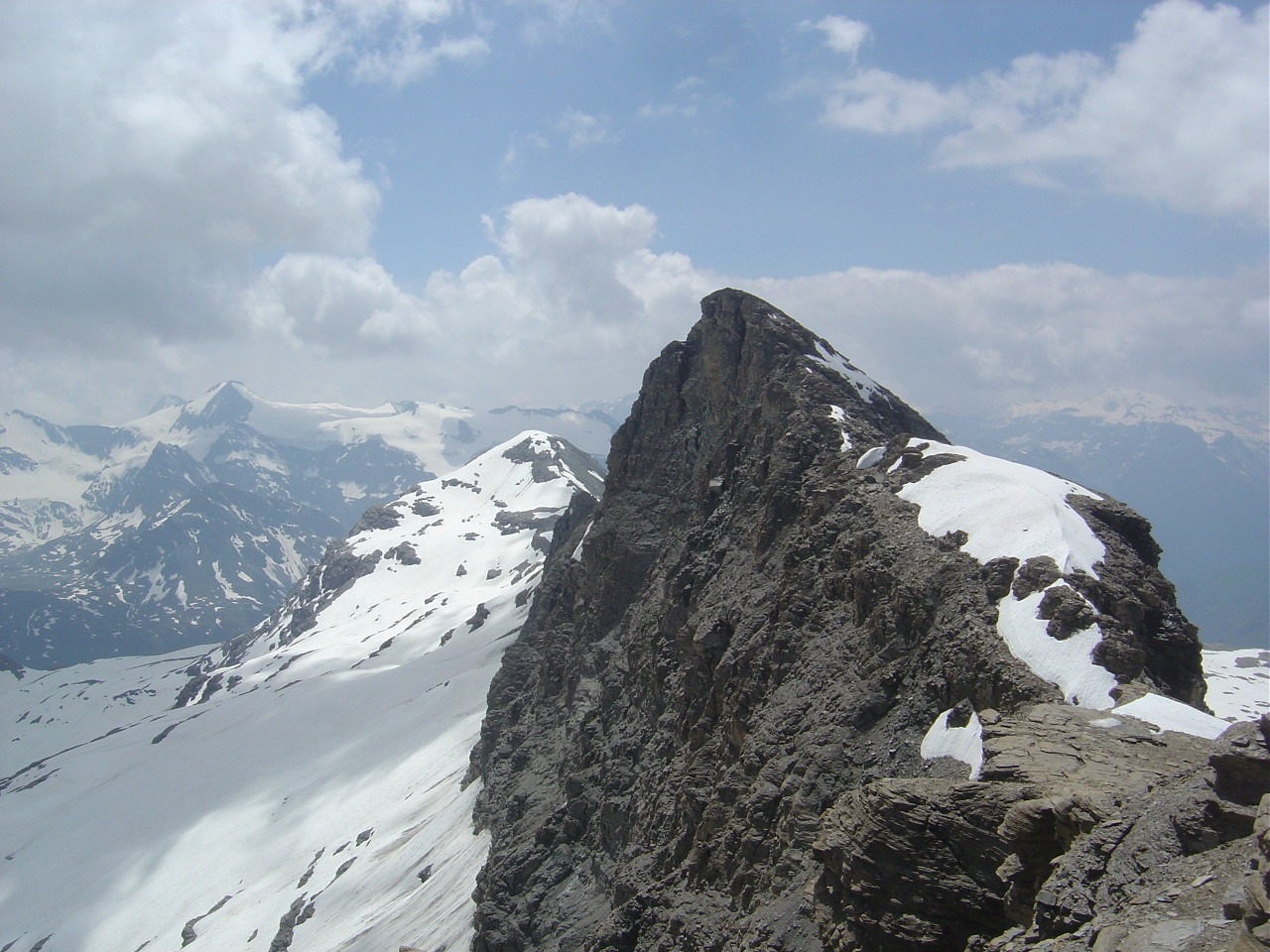 Facette E de l'Ouille Noire vue de l'Aiguille Pers