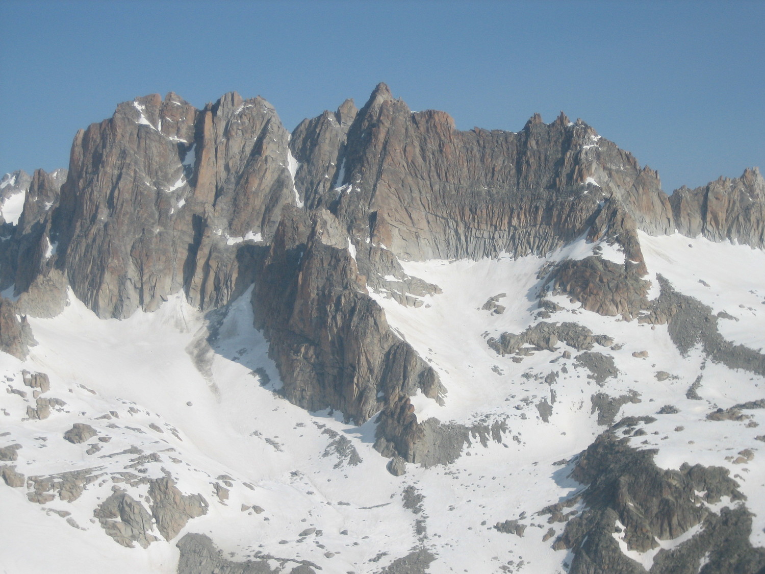 Aiguilles Dorées
