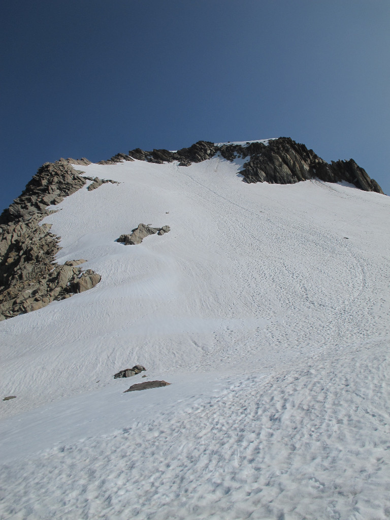 Descente de l'Aiguille de la Bérangère versant S.