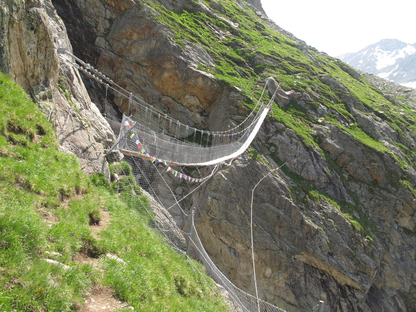 Passerelle du nouveau sentier d'accès aux Conscrits.