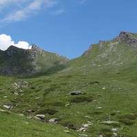 Col et pointe de Dziule à droite