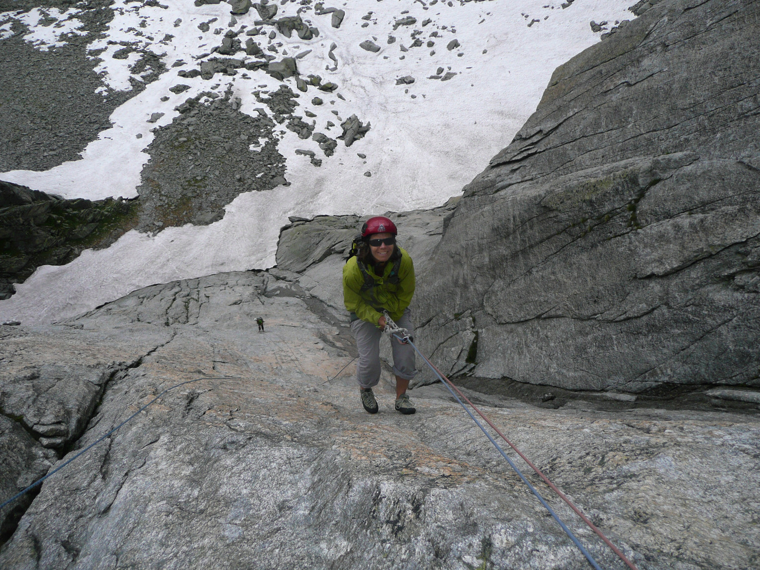 Descente en rappel dans "Mocca" - le "Hüttenkafi" nous attend un peu plus bas !