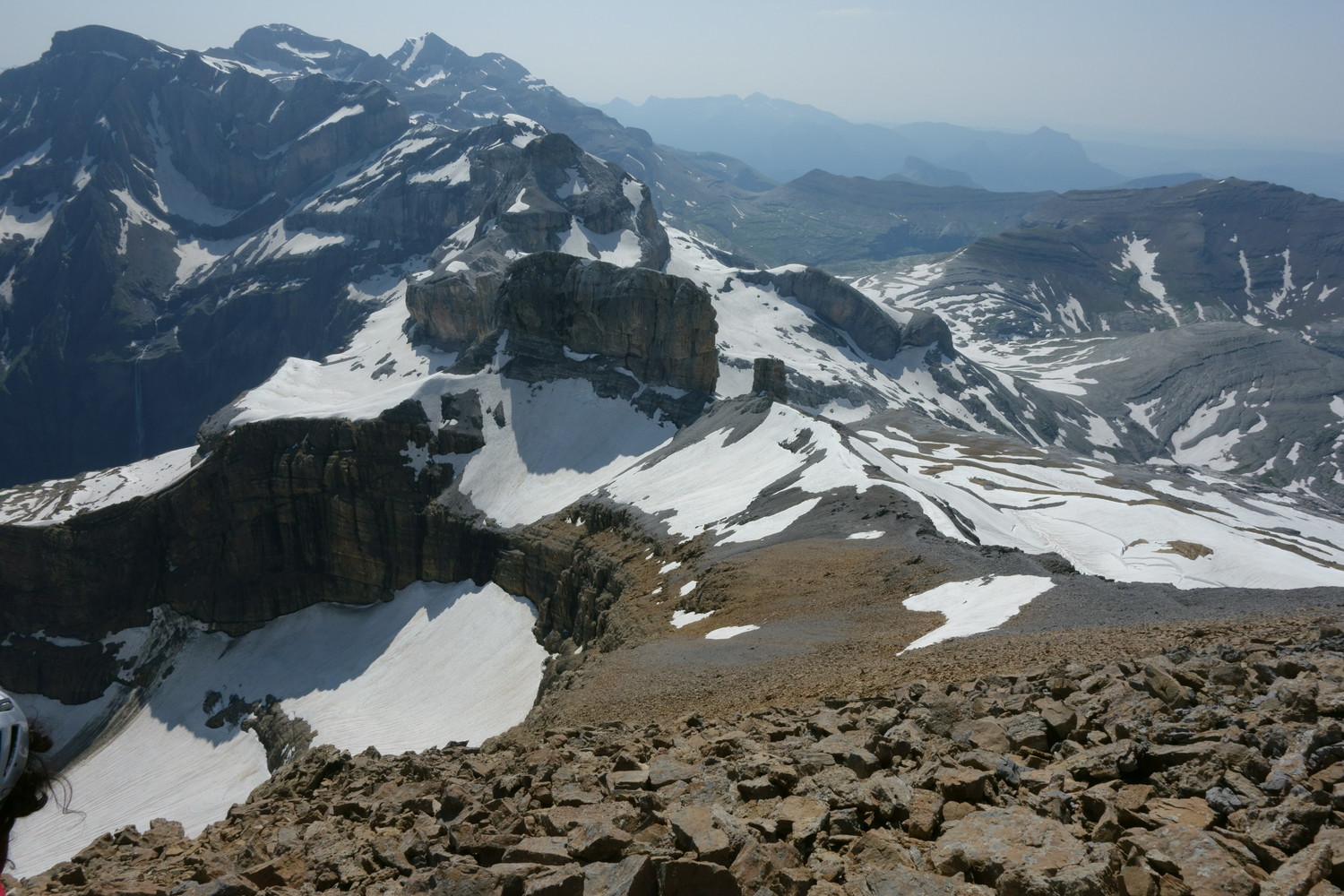 Arrivée au sommet du Taillon par l'arrête NE