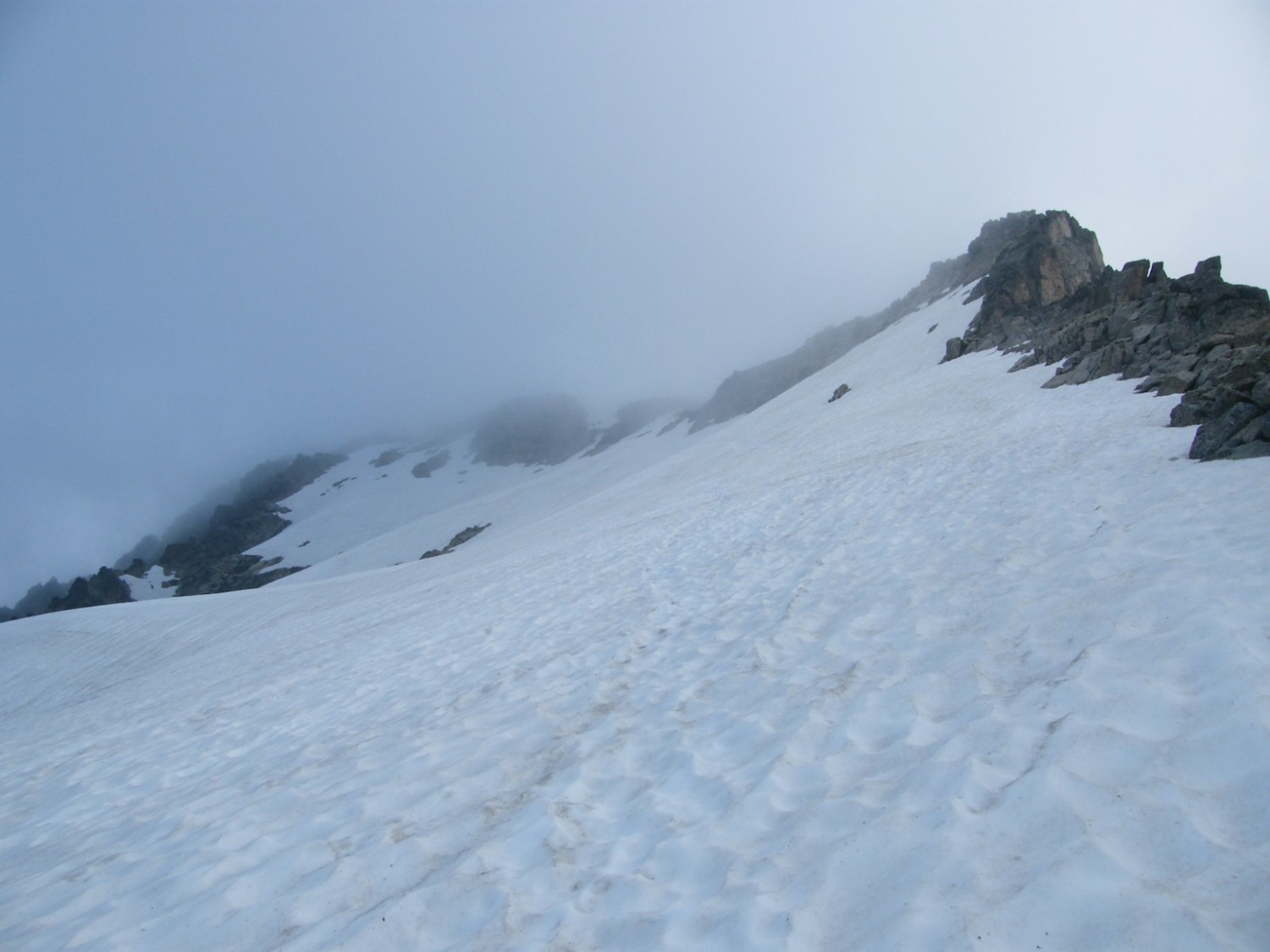 Le sommet dans les nuages