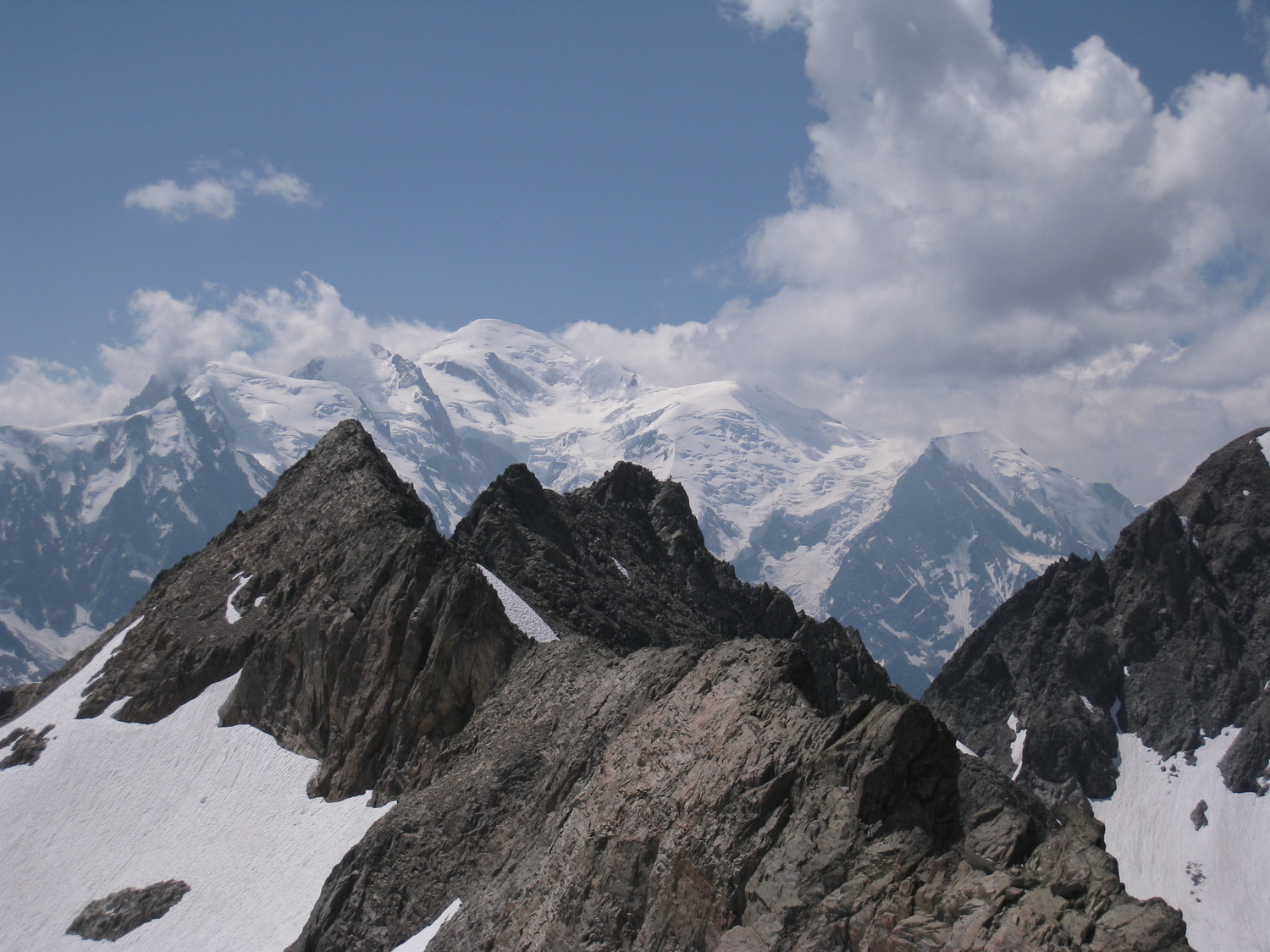 Belvedere - les Crochues, en toile de fond Mt Blanc