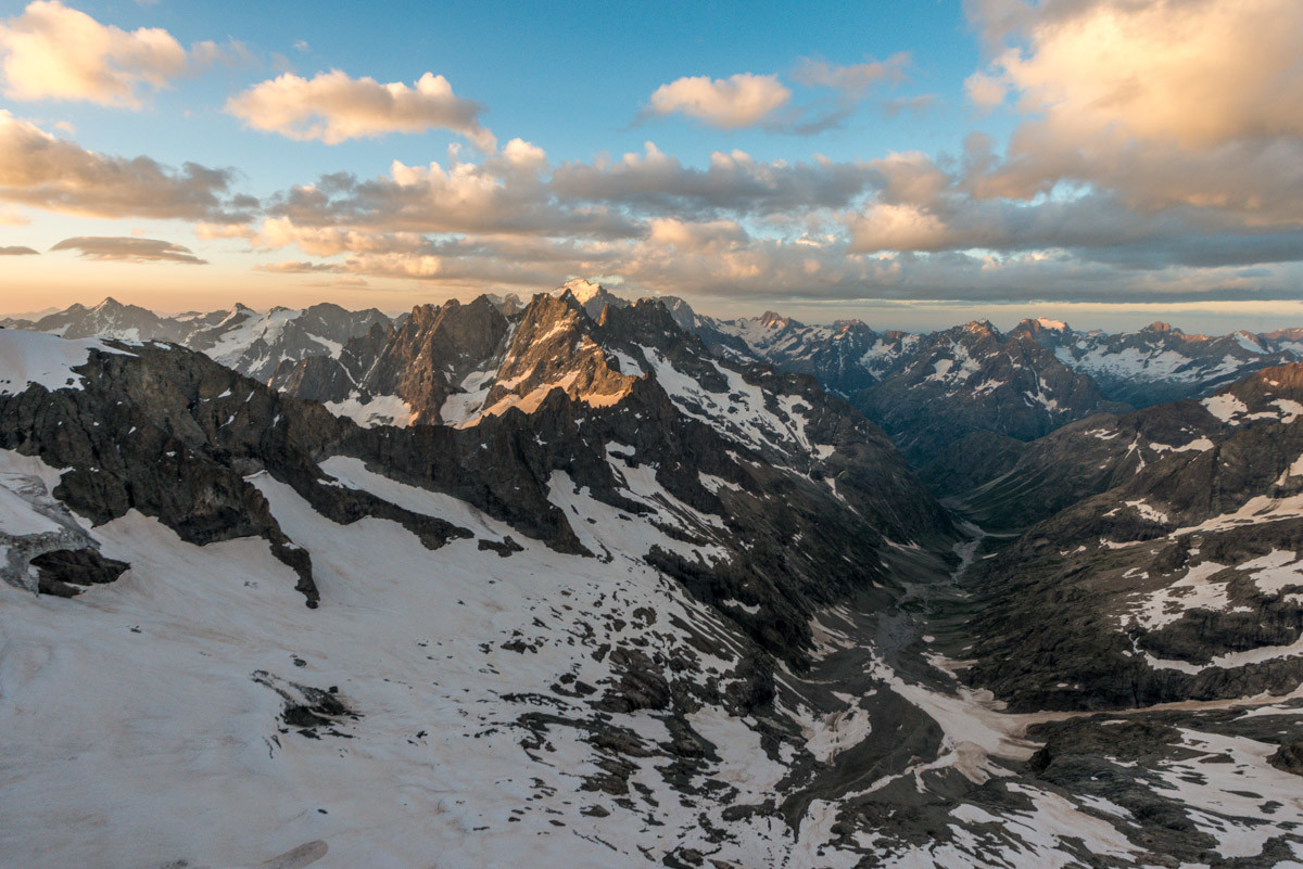 Lever de soleil depuis le Glacier Carré.