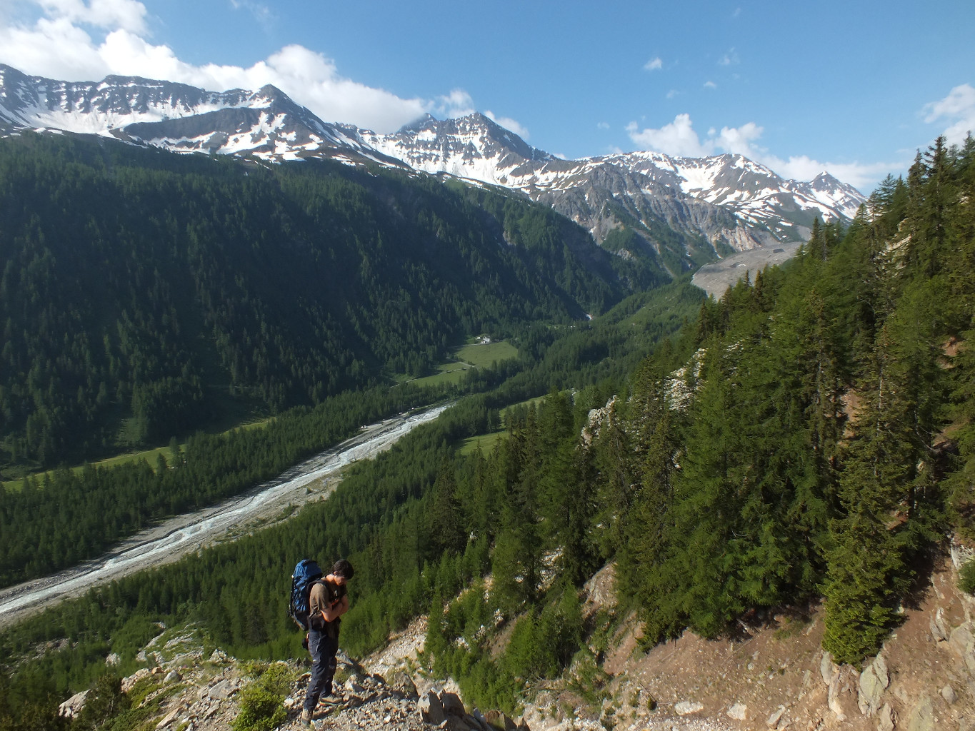 Col des Chasseurs : accès au pied de la via ferrata depuis Fréney