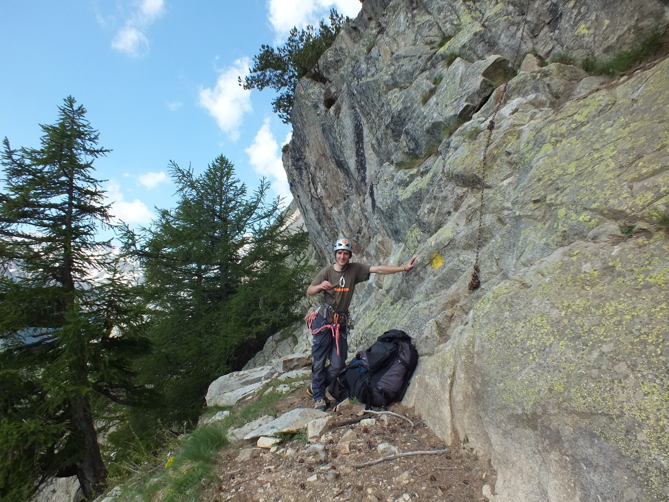 Col des Chasseurs : cette fois-ci il y en a un pour me "montrer" le départ de la via ferrata d'accès au refuge Borelli