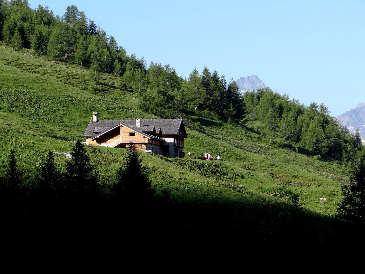 Refuge Bonatti