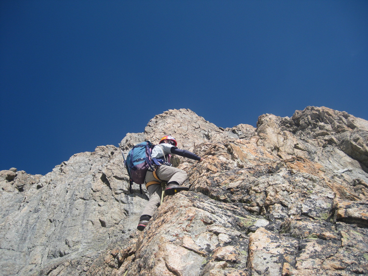 sur l'arête SE