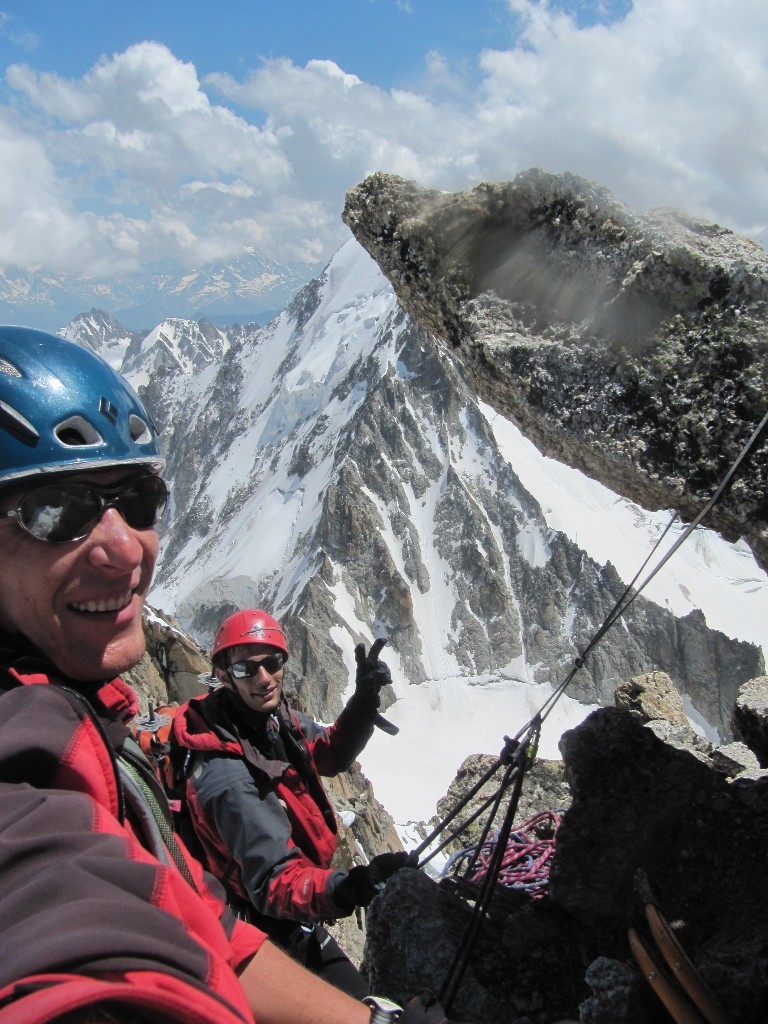 depuis l'arête sommitale, vue vers la face N Aig. Argentière