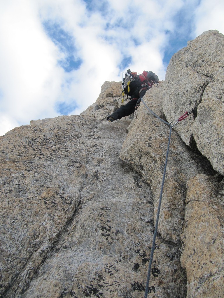 sur l'arête