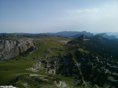Plaine de la Queyrie depuis la montée au Grand Veymont