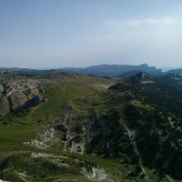 Plaine de la Queyrie depuis la montée au Grand Veymont