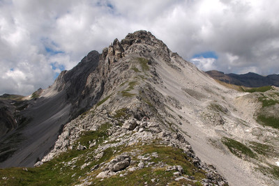 Cufercalhorn: la cresta SE, vista dal Versangga. Cufercalhorn: la cresta SE, vista dal Versangga.