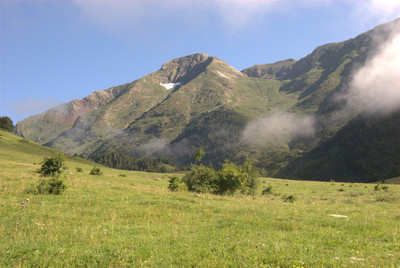 La Barlonguèra i eth barranc deth Milh des dels voltants de Montgarri