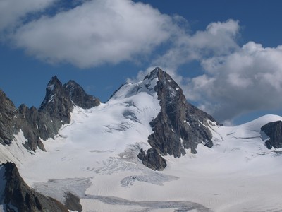 L'Evêque (3716 m) et sa mitre...