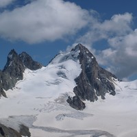 L'Evêque (3716 m) et sa mitre...