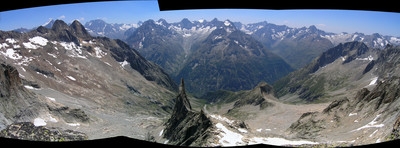Aiguille de la Dibona dans le Cirque du Soreiller