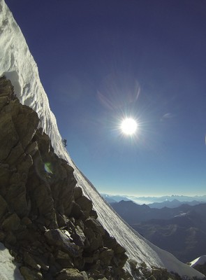 sur l'arête sur l'arête