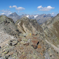Piz Sursassa: la cresta di collegamento fra la vetta ed il Piz d' Arpiglias