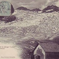 Le Refuge Tuckett et le Glacier Blanc - avec une épaisseur de glace supérieure de plus de 100 mètres à celle d'aujourd'hui...