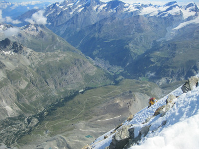Zermatt niché dans sa vallée Zermatt niché dans sa vallée