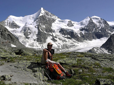 L'Ober Gabelhorn sur le sentier de la cabane du Grand Mountet L'Ober Gabelhorn sur le sentier de la cabane du Grand Mountet