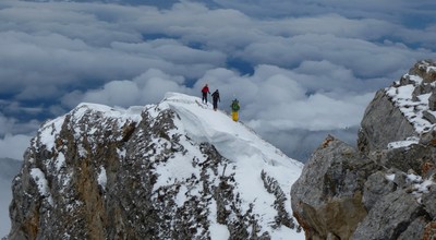 Au mileu des nuages Au mileu des nuages