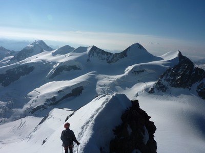 Depuis la spallagrat, le palu, les bellavista,le zupo etl'argient s'offrent à nous Depuis la spallagrat, le palu, les bellavista,le zupo etl'argient s'offrent à nous
