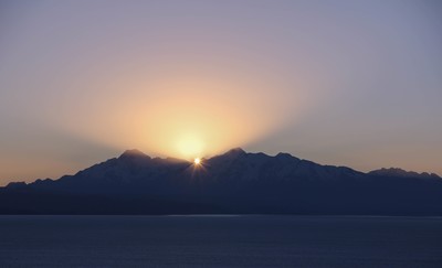 Aurore au-dessus du lac Titicaca_Pérou Aurore au-dessus du lac Titicaca_Pérou