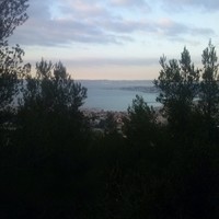 Vue du bas des voies