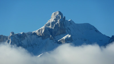 L'Obiou sur son nuage L'Obiou sur son nuage