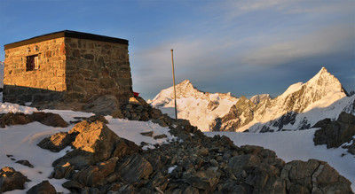 Bivouac Col Dent Blanche 01 Bivouac Col Dent Blanche 01