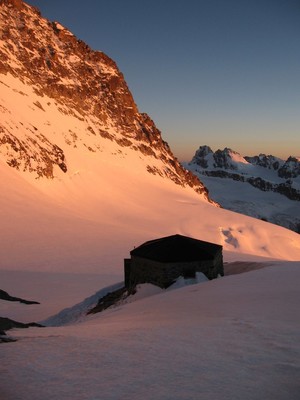 Bivouac Col Dent Blanche 02 Bivouac Col Dent Blanche 02