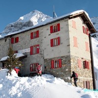 Rifugio Cristina inverno