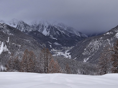 Champoluc depuis le refuge Ferraro Champoluc depuis le refuge Ferraro