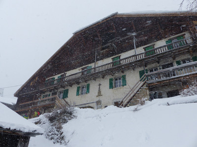 le gite sous la neige
