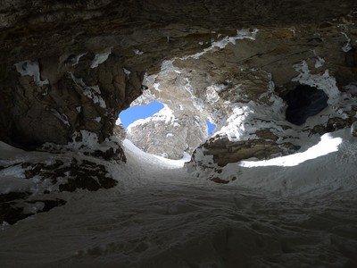 Les arches sont en vues ! Passage plus plus joli et spectaculaire de la course Les arches sont en vues ! Passage plus plus joli et spectaculaire de la course