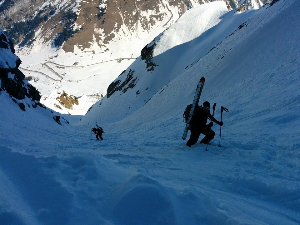 L'arrivée au col à pieds