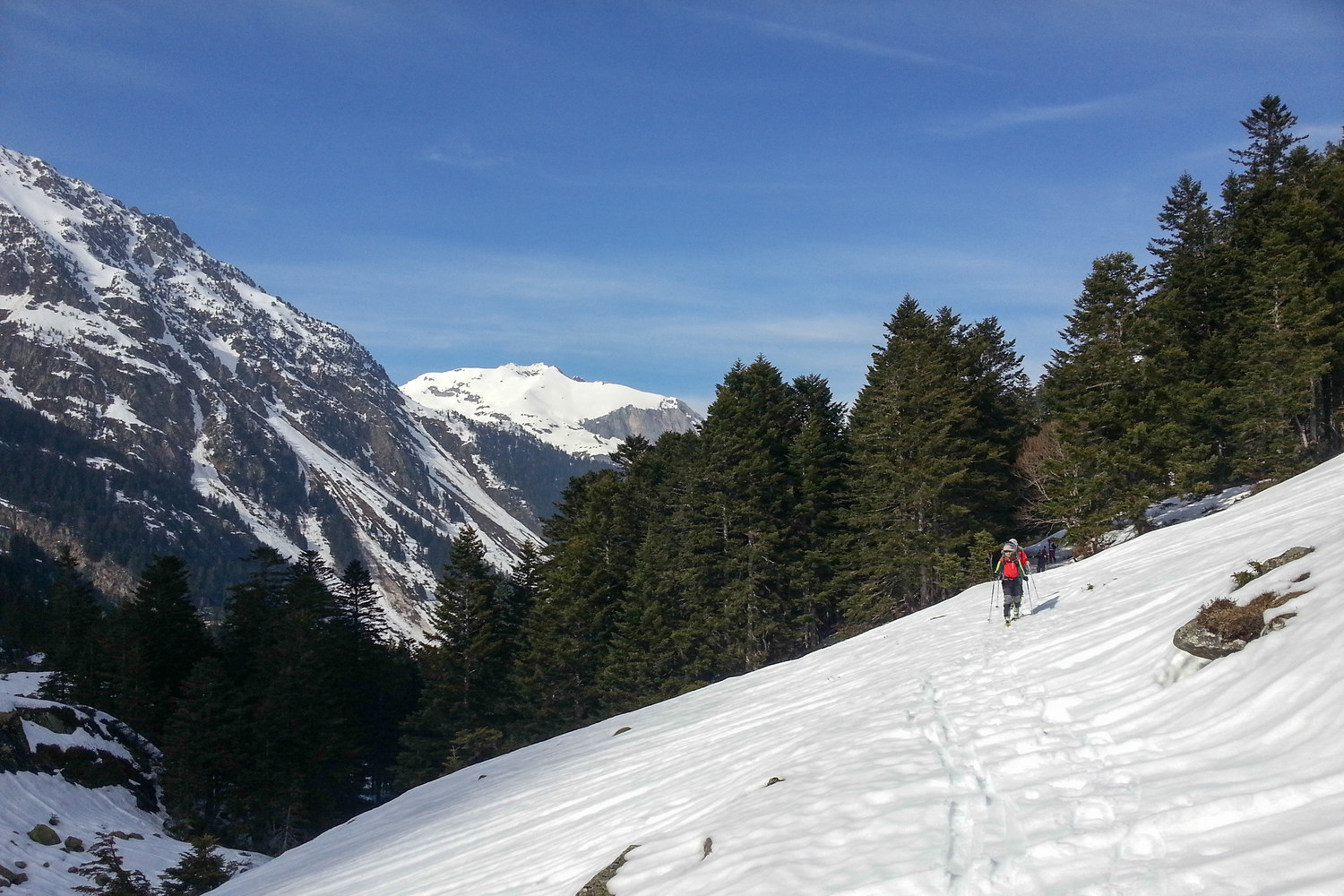 Au dessus du lac de Suyen