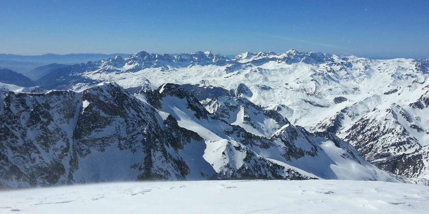 Panorama au sommet du Balaitous